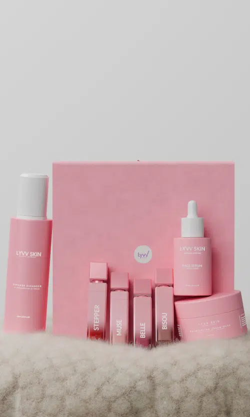Lyvv Blush Box